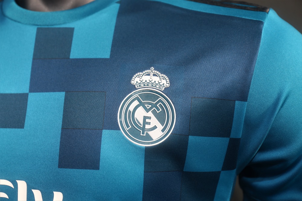 17-18 Real Madrid Second Away Retro Jersey Player Version