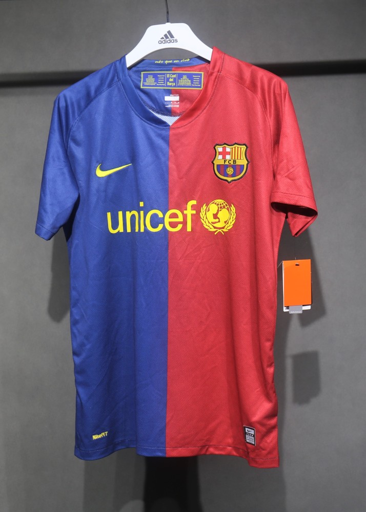08-09 Barcelona Home Retro Jersey Player Edition