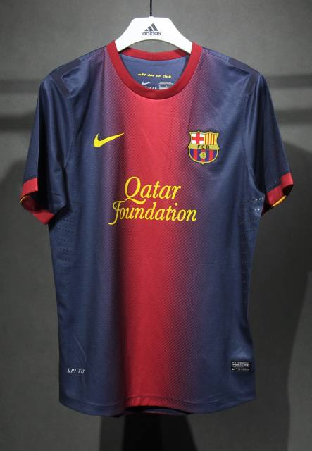 12-13 Barcelona Home Retro Jersey Player Version