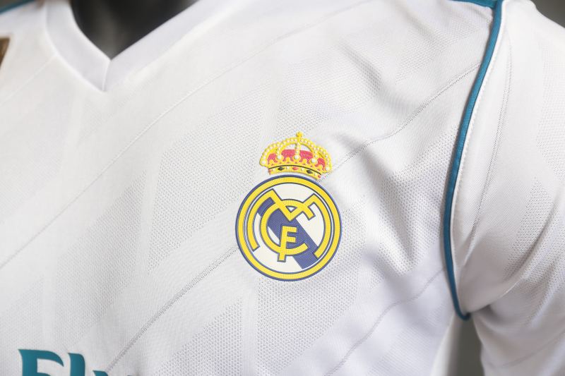 17-18 Real Madrid Home Retro Jersey Player Version