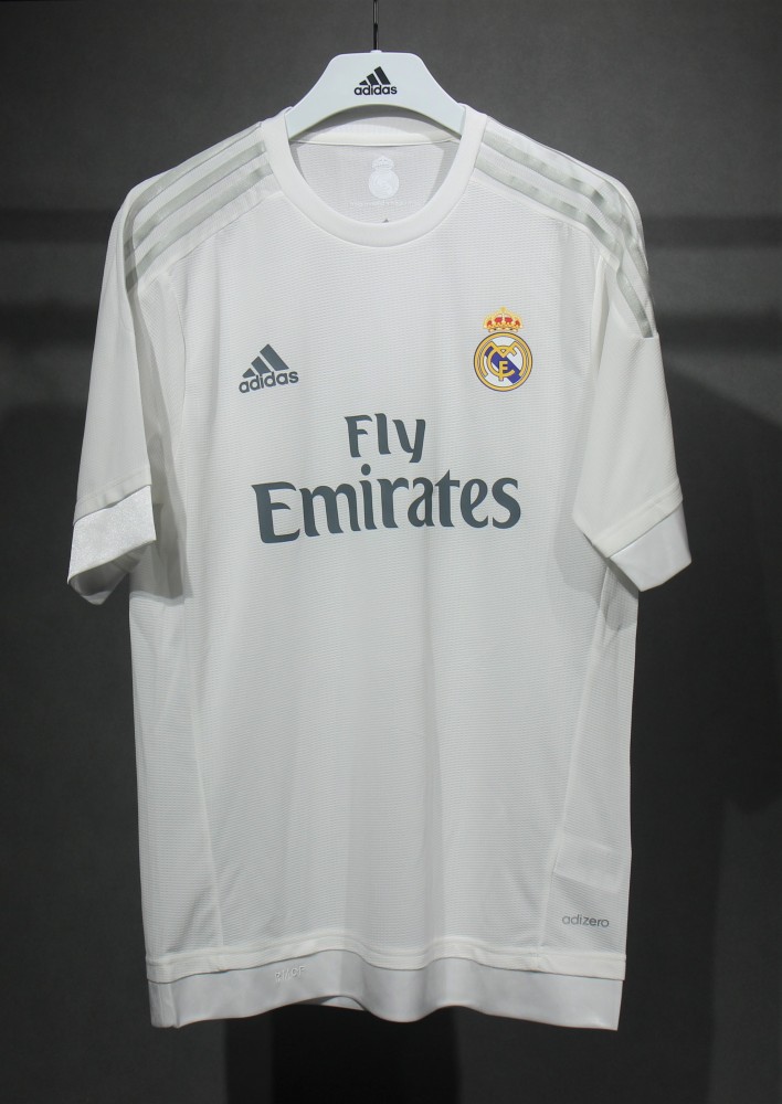 2015-16 Real Madrid Home Retro Jersey Player Version