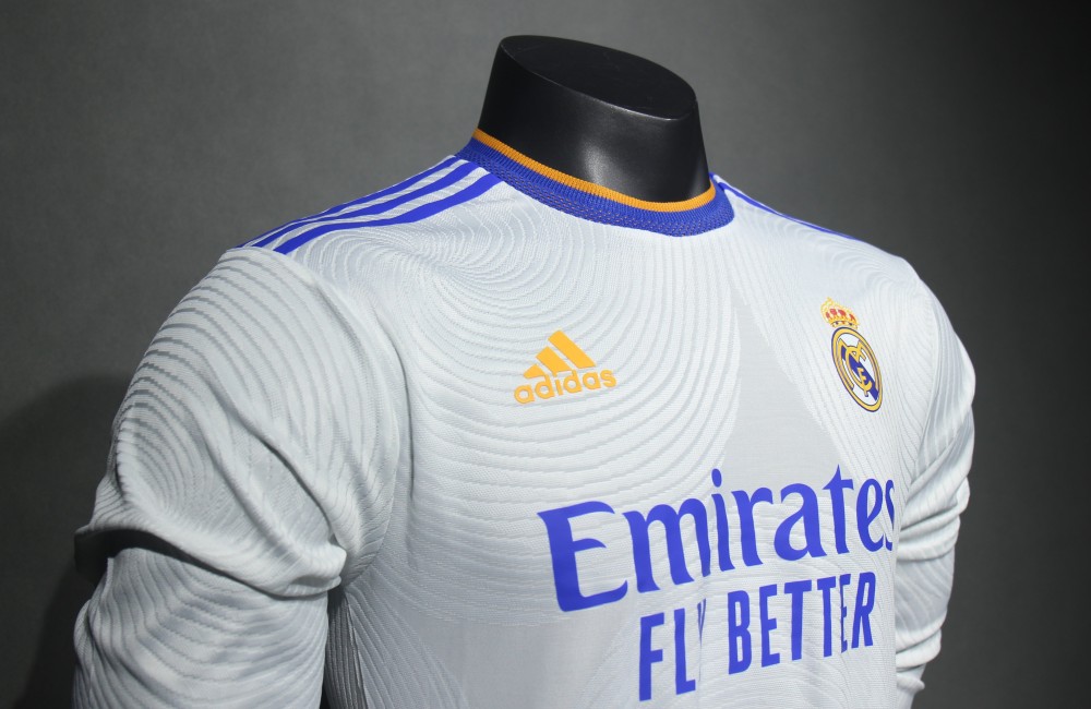 21-22 Real Madrid Home Soccer Jersey Retro Player Version Long Sleeve