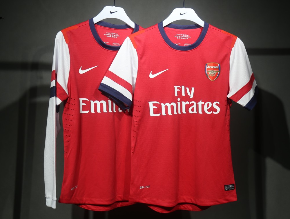 2012-13 Arsenal Home Retro Kit Vintage Shirt Player Edtion