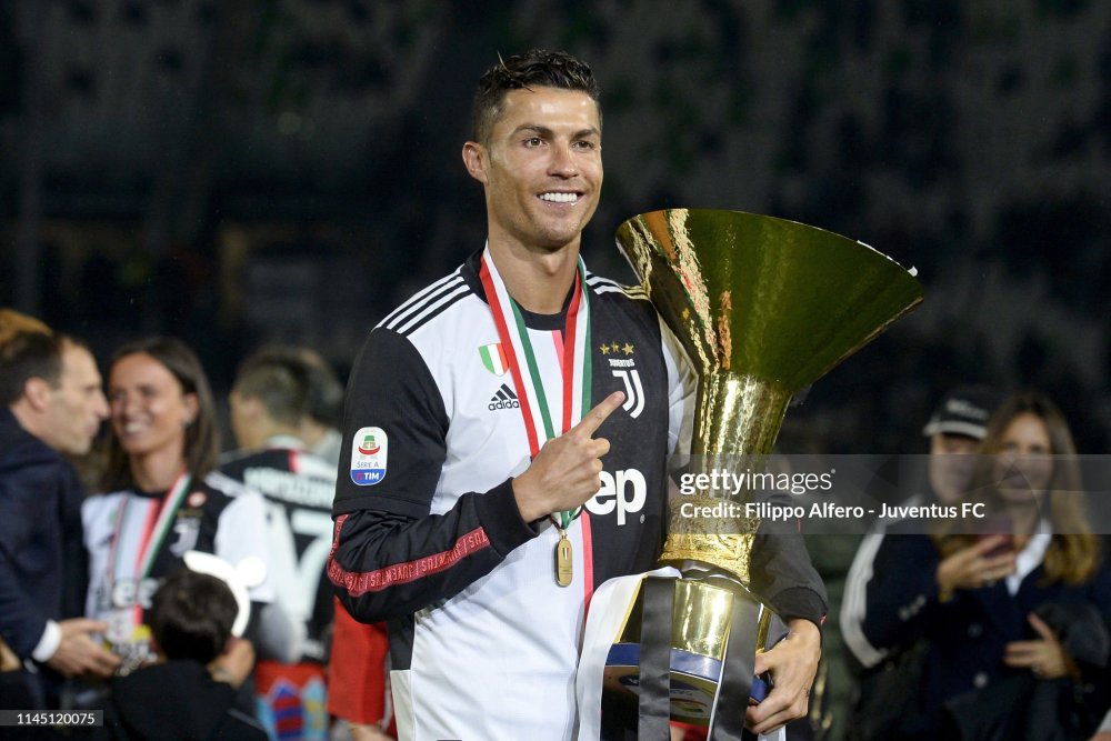 2019-20 Juventus Retro Jersey Home Player Edition Long Sleeve