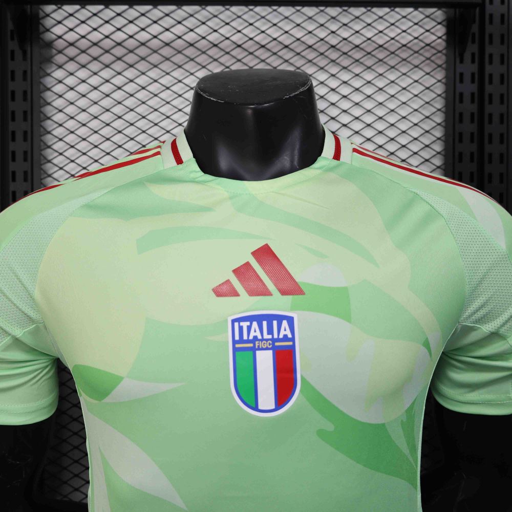 25-26 Italy Soccer Jersey Green
