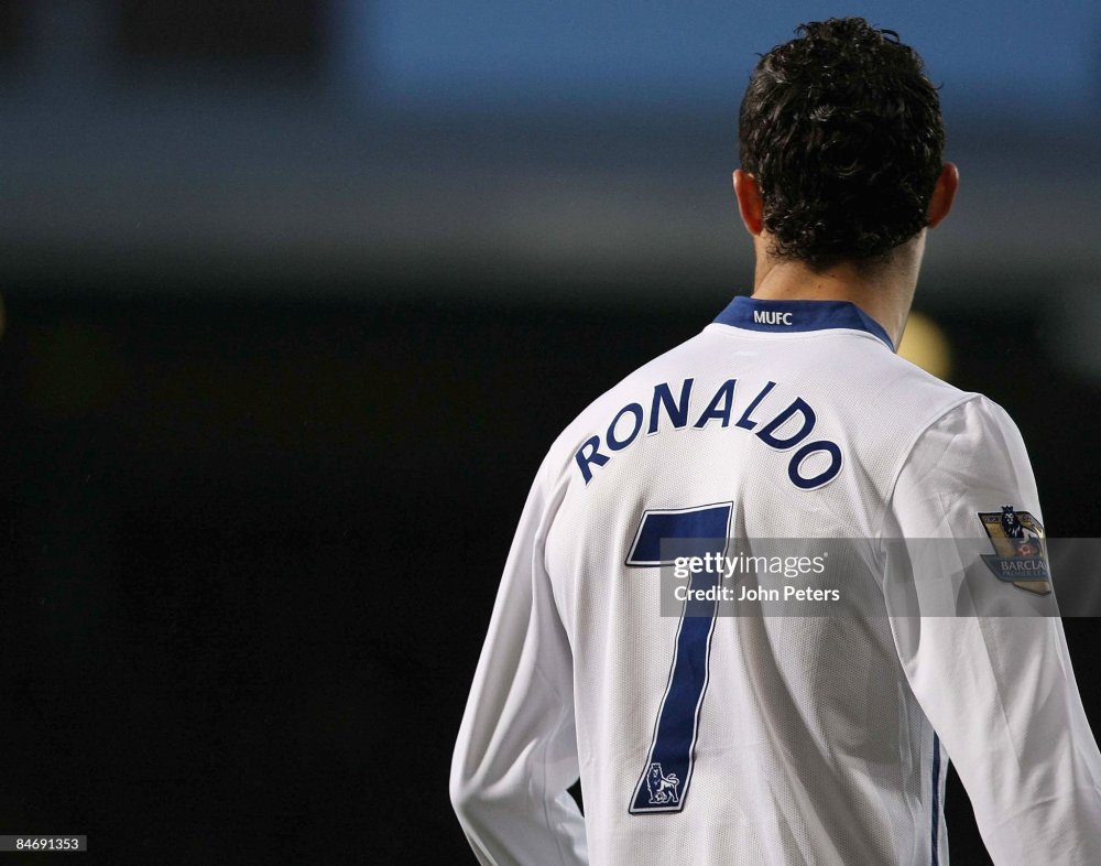 08-09 Manchester United Away Retro Jersey Player Edtion