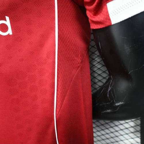 25-26 Liverpool Home Soccer Jersey Player Version