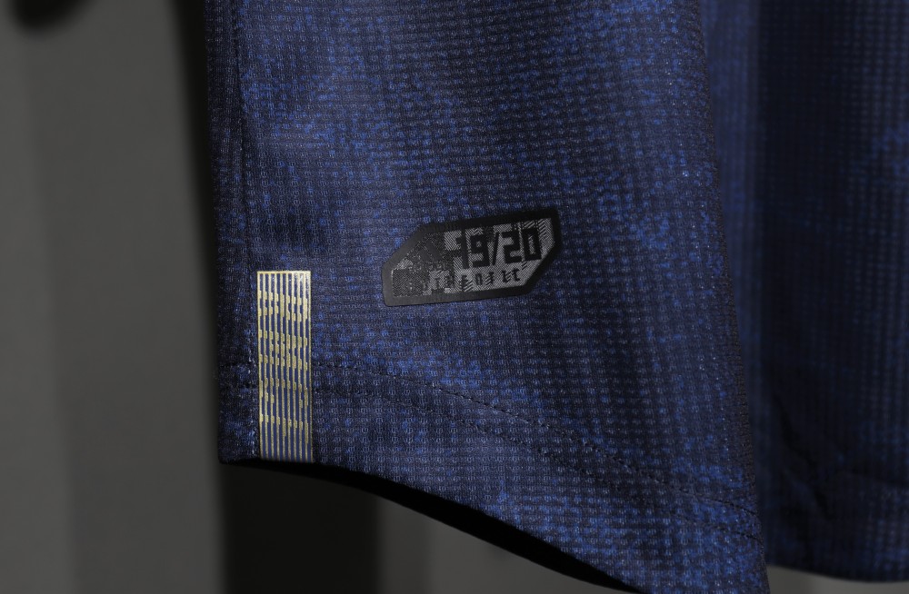 19-20 Real Madrid Away Retro Jersey Player version