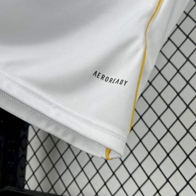 25-26 Real Madrid Home Soccer Jersey