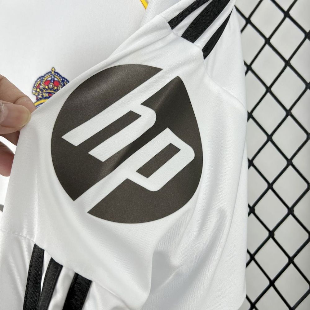 25-26 Real Madrid Home Soccer Jersey Long Sleeve