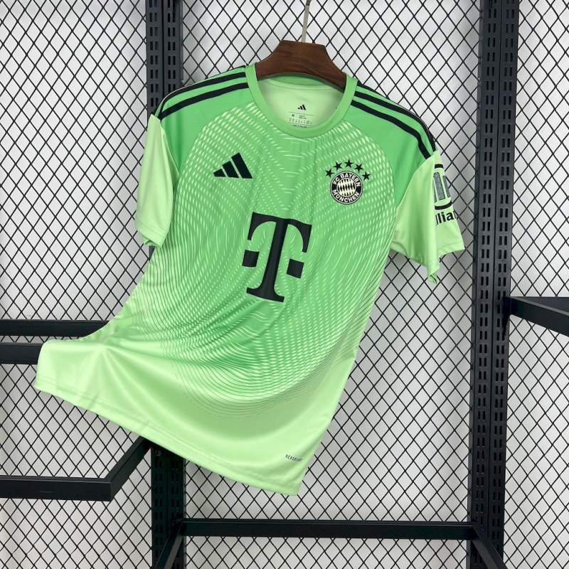 25-26 Bayern Munich Goalkeeper Soccer Jersey