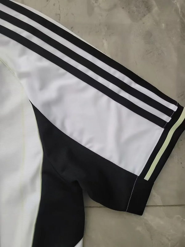 25-26 Real Madrid Baseball Soccer Jersey White