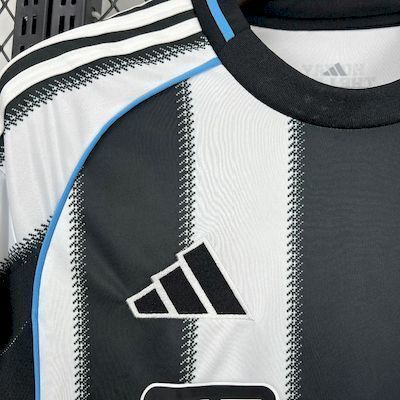 25-26 Newcastle United Home Soccer Jersey