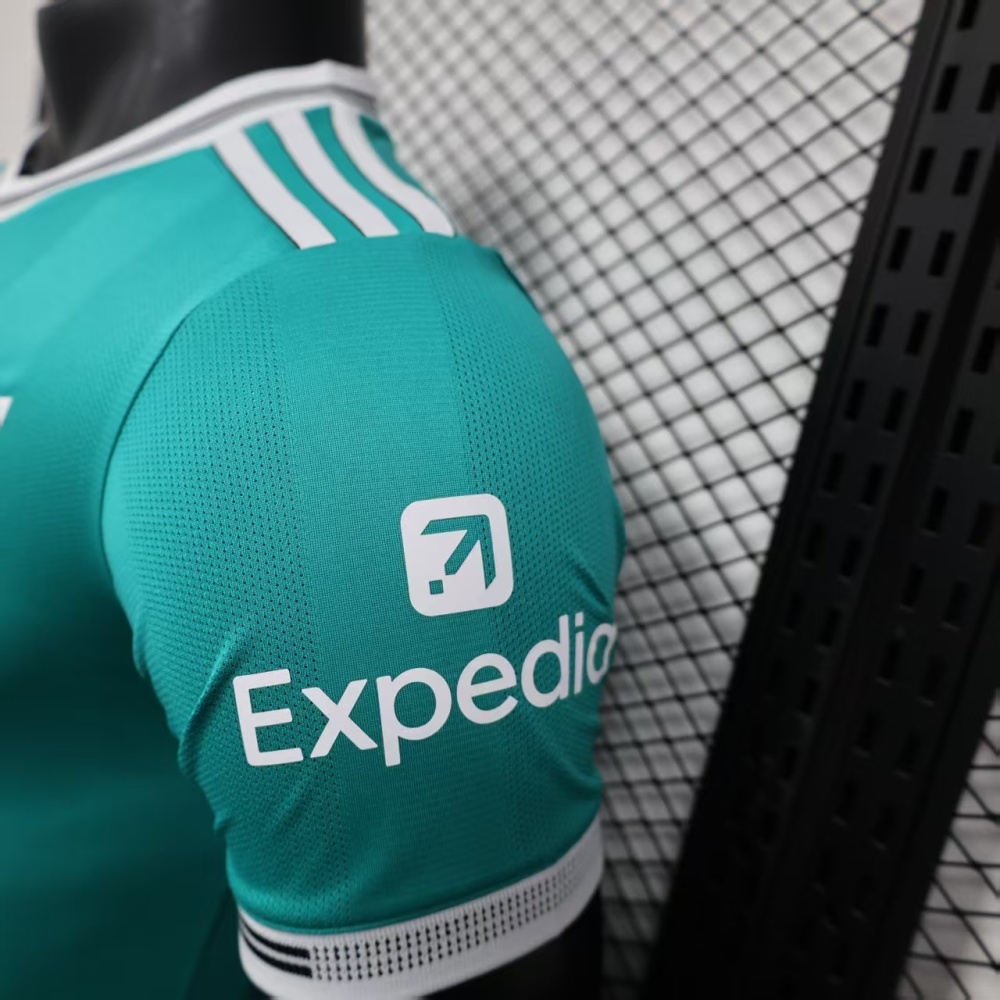 25-26 Liverpool Third Away Green Soccer Jersey