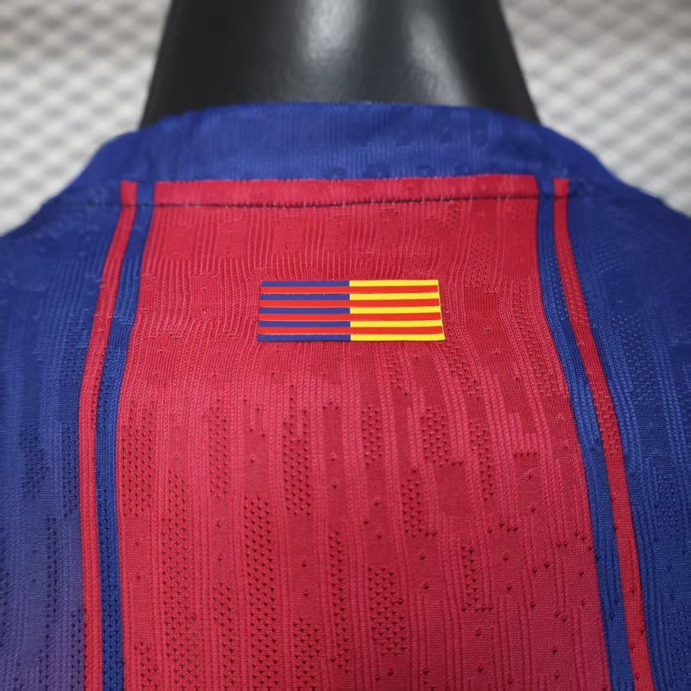 25-26 Barcelona Special Player Version Soccer Jersey