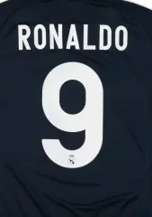 Real Madrid 2009/10 Away Ronaldo Name Set