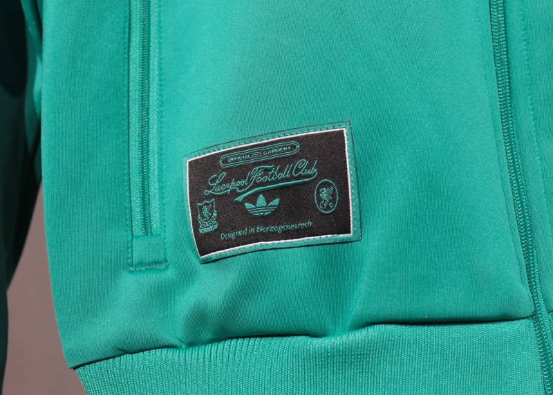 25-26 Liverpool FC Zipper Sweat Terrace Icons Track  Kit(Top+Pants) Green