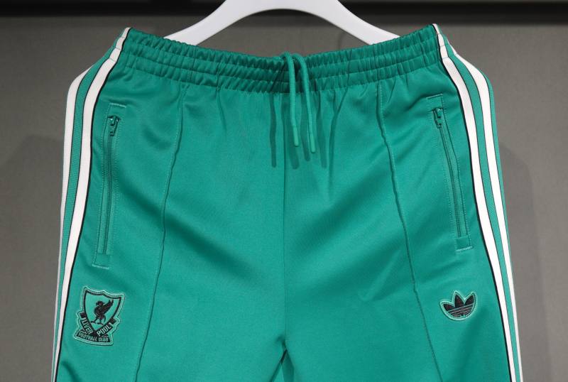 25-26 Liverpool FC Zipper Sweat Terrace Icons Track  Kit(Top+Pants) Green