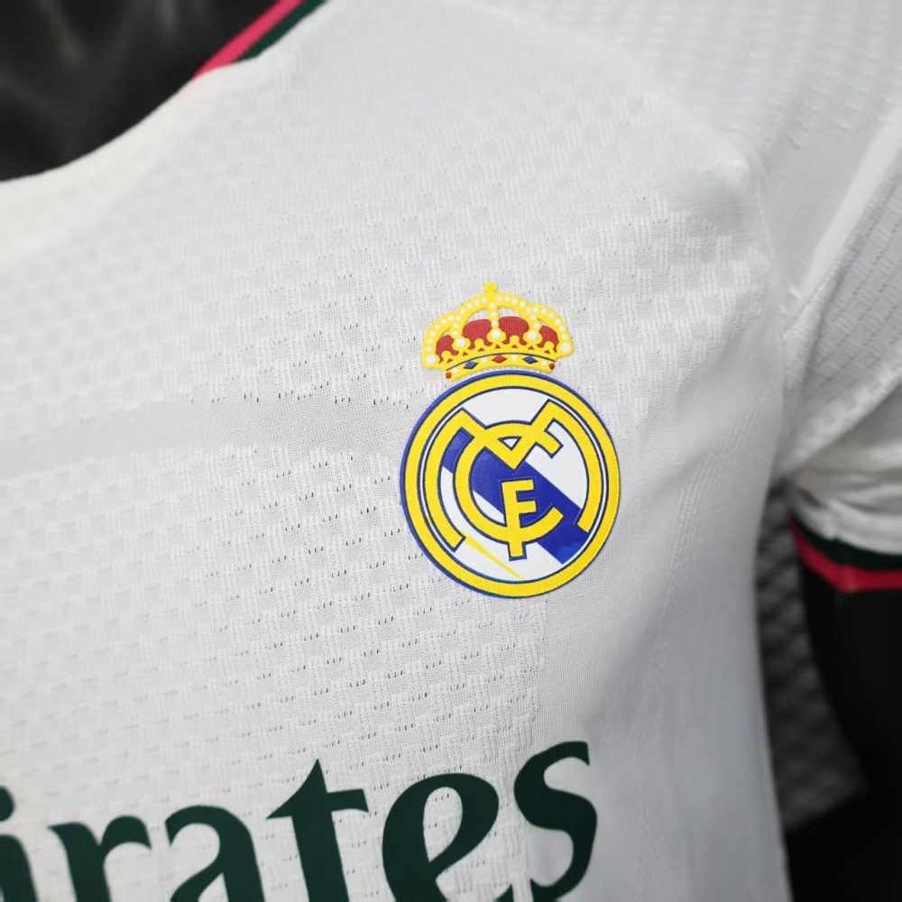 25-26 Real Madrid Home Soccer Jersey Player Version