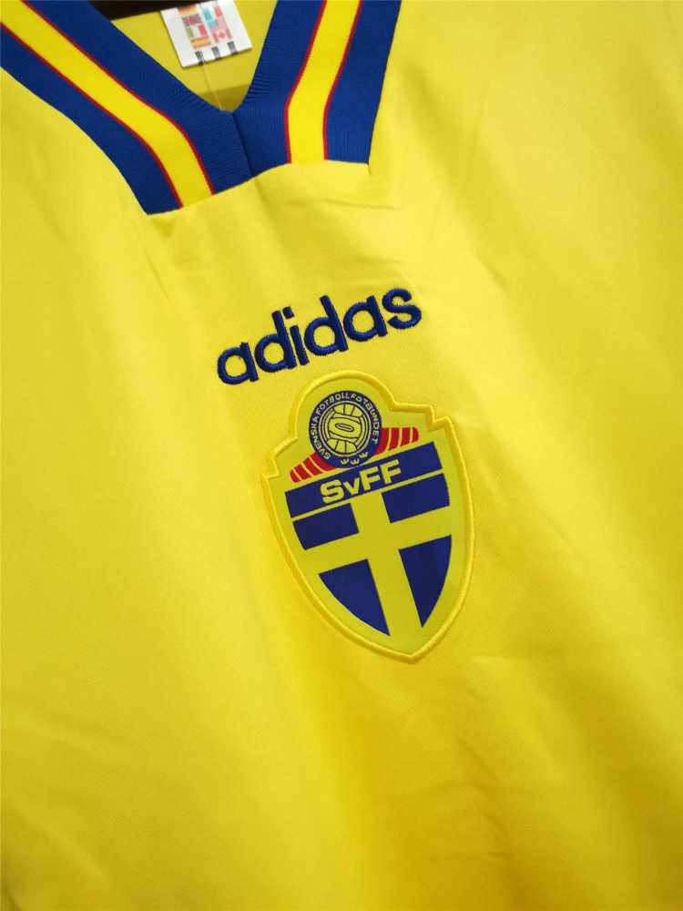 1994 Sweden World Cup Home Soccer Retro Jersey