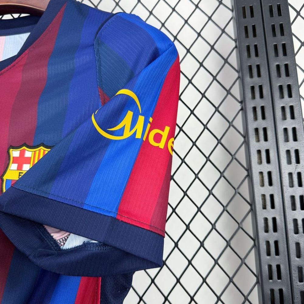 26-27 Barcelona Home Soccer Jersey