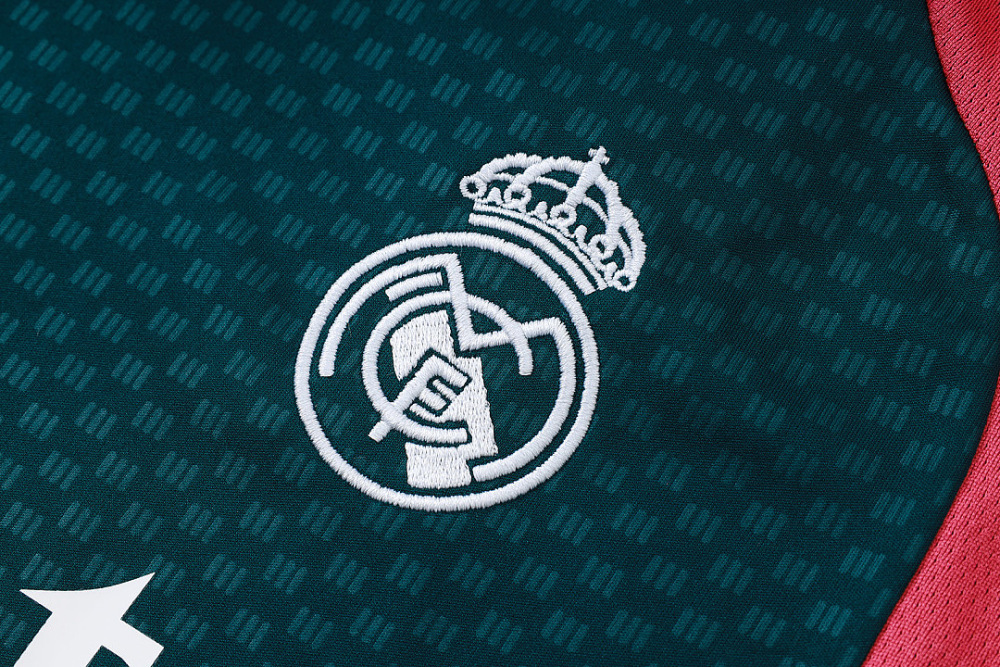 26-27 Real Madrid Training Vest Green