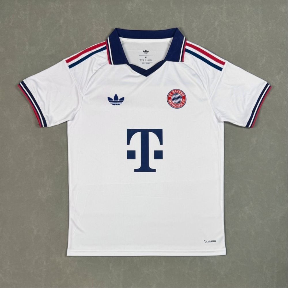 26-27 Bayern Munich Away Football Jersey