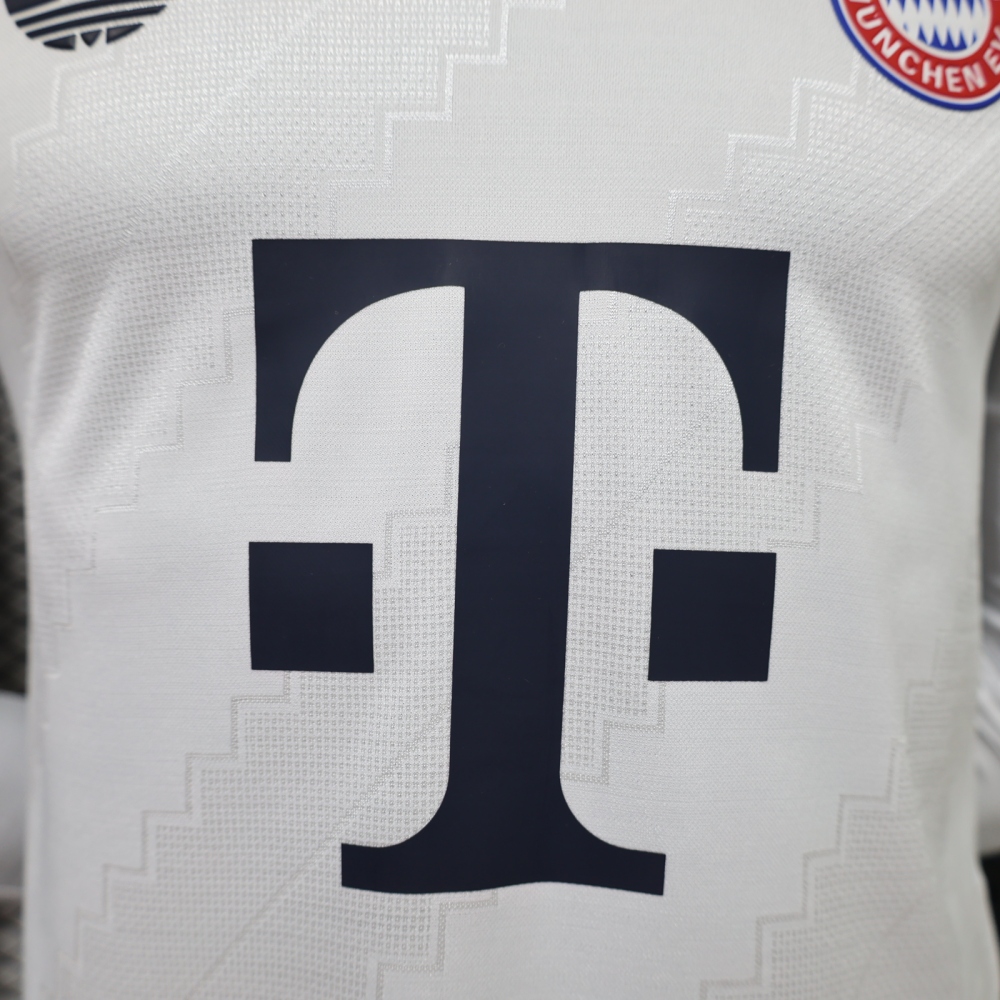 26-27 Bayern Munich Away Football Jersey Player Version Long Sleeve