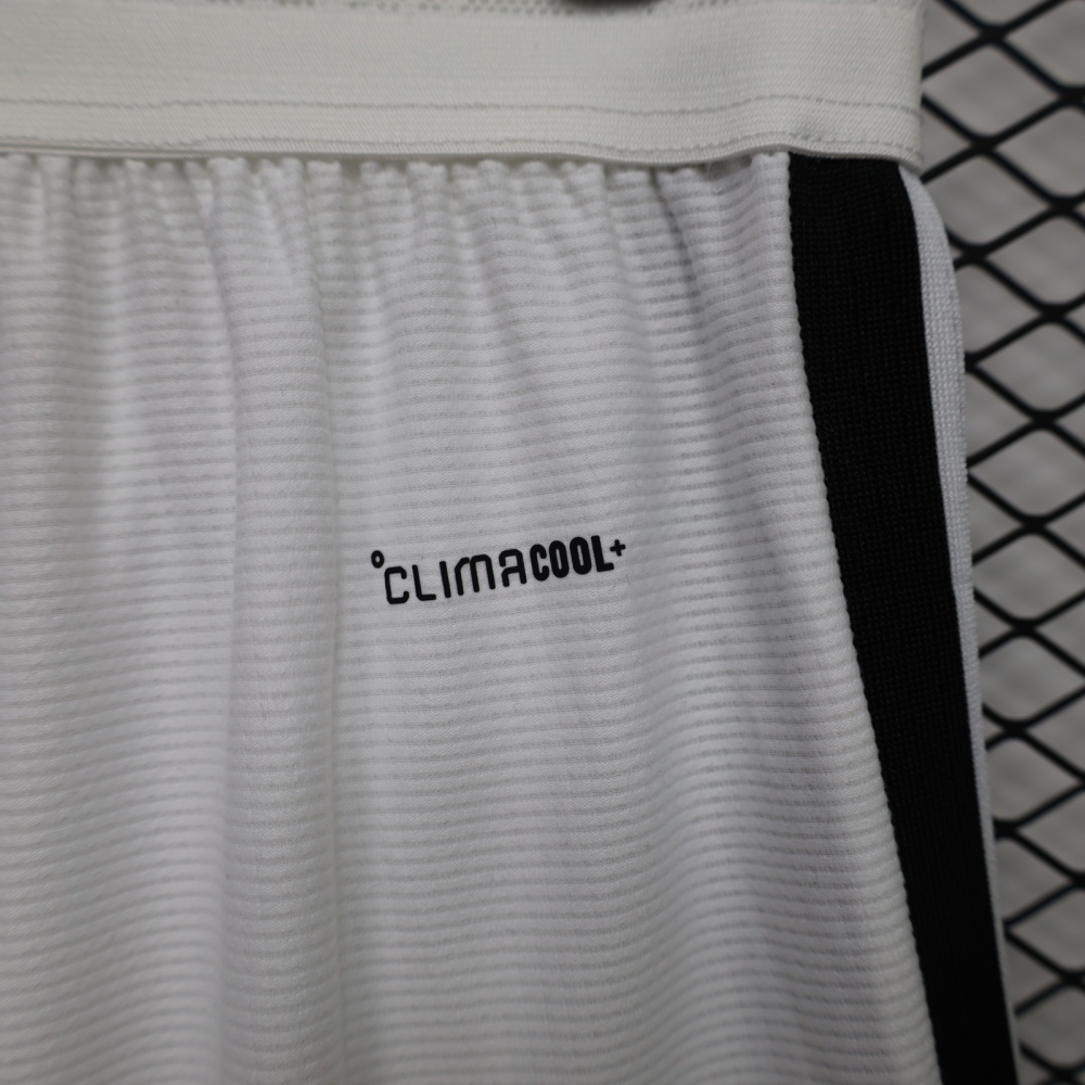 26-27 Juventus Home Soccer Shorts Player Version