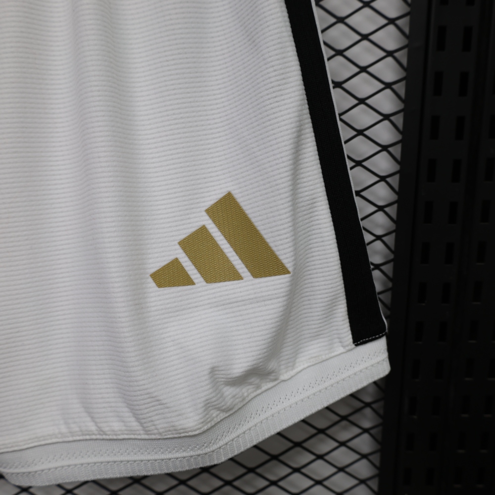 26-27 Juventus Home Soccer Shorts Player Version