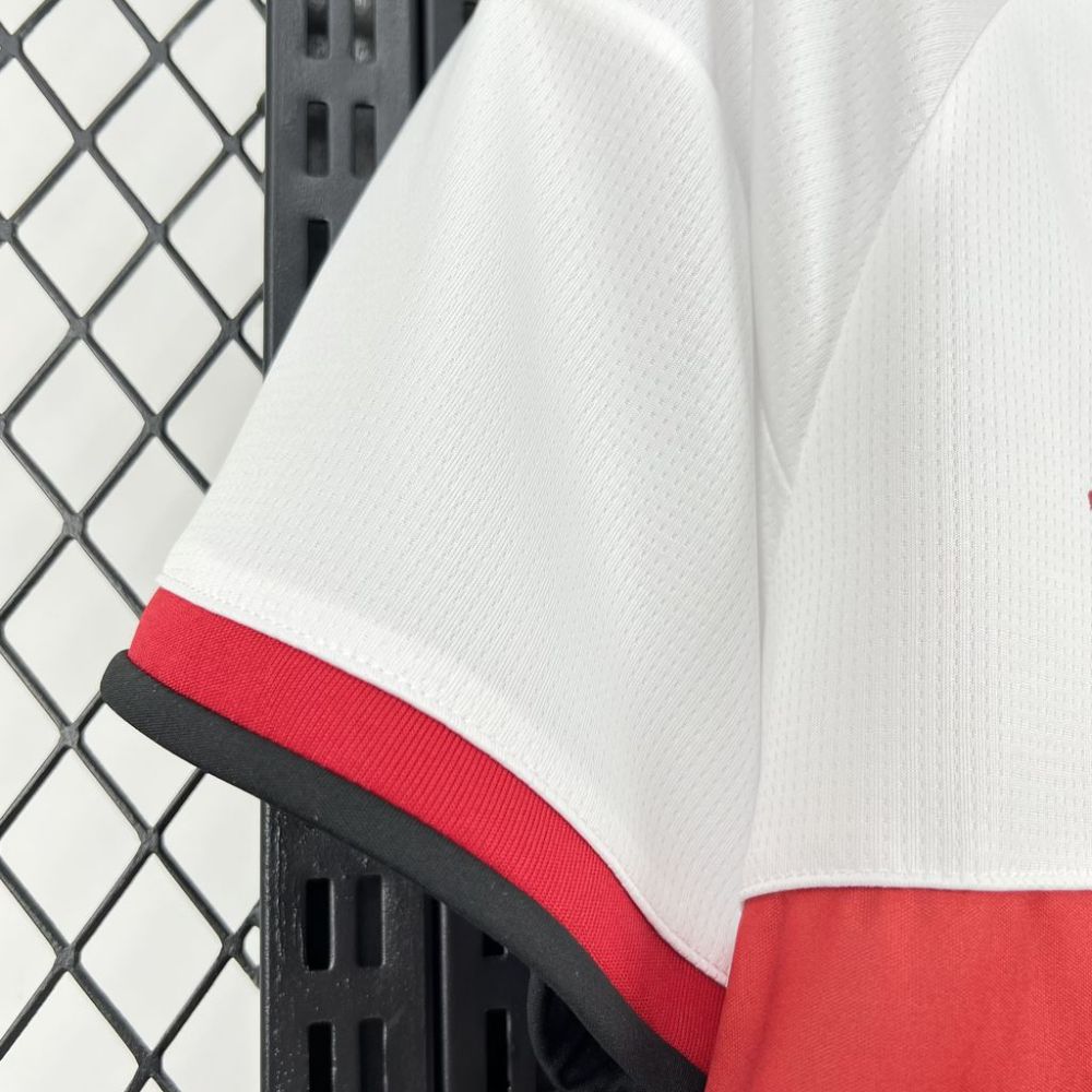 26-27 CR Flamengo Away Soccer Jersey