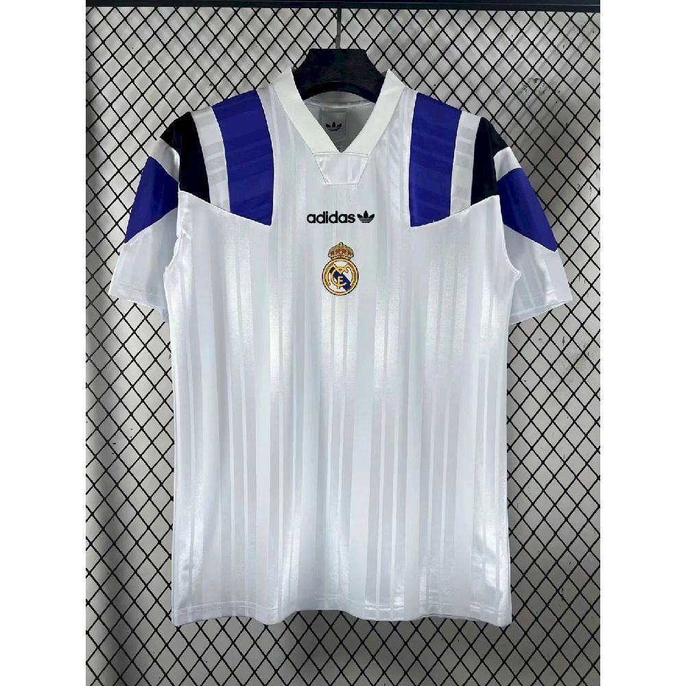 26-27 Real Madrid EQT Football Fan Shirt Style