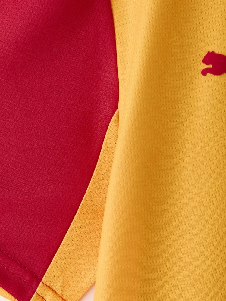 26-27 Galatasaray S.K. Home Soccer Jersey