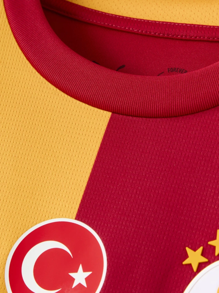 26-27 Galatasaray S.K. Home Soccer Jersey Long Sleeve