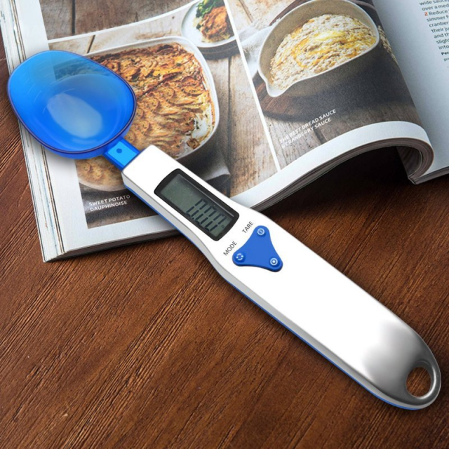 New three-spoon electronic scale 0.1g spoon scale kitchen scale electronic measuring spoon scale 500g supports ingredient weighing