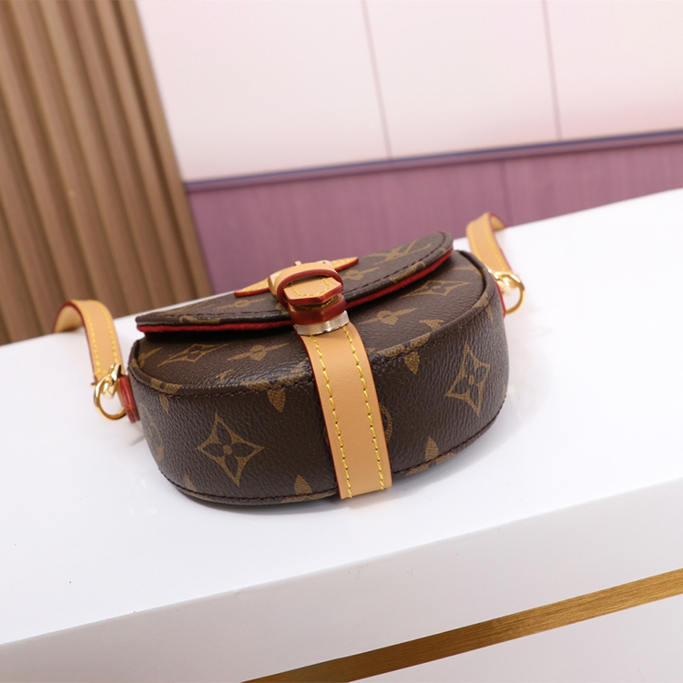 LV MICRO CHANTILLY Handbag