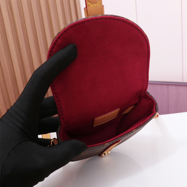 LV MICRO CHANTILLY Handbag