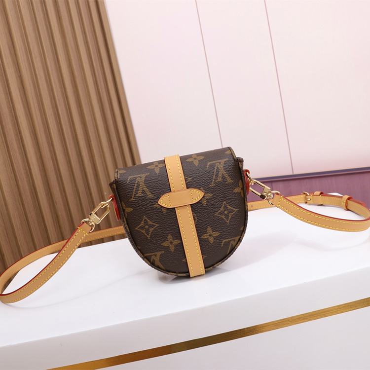 LV MICRO CHANTILLY Handbag