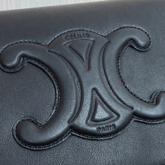CELINE OLCO CUIR TRIOMPHE Handbag