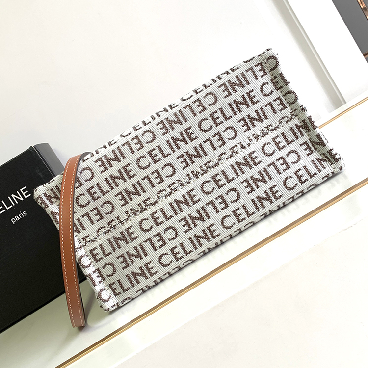CELINE CABAS THAIS Small Handbag