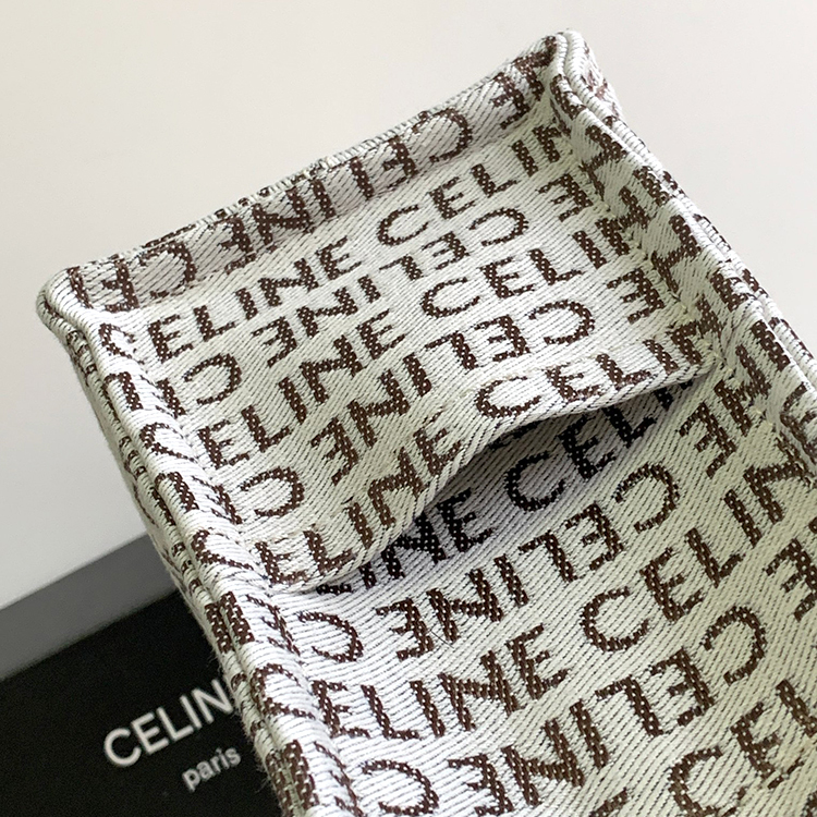 CELINE CABAS THAIS Small Handbag