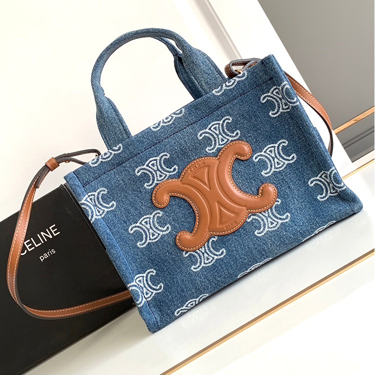 CELINE CABAS THAIS Small Handbag