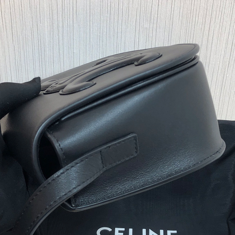 CELINE OLCO CUIR TRIOMPHE Handbag
