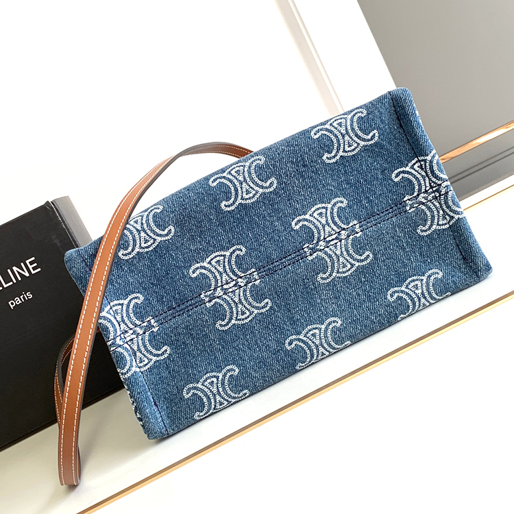 CELINE CABAS THAIS Small Handbag