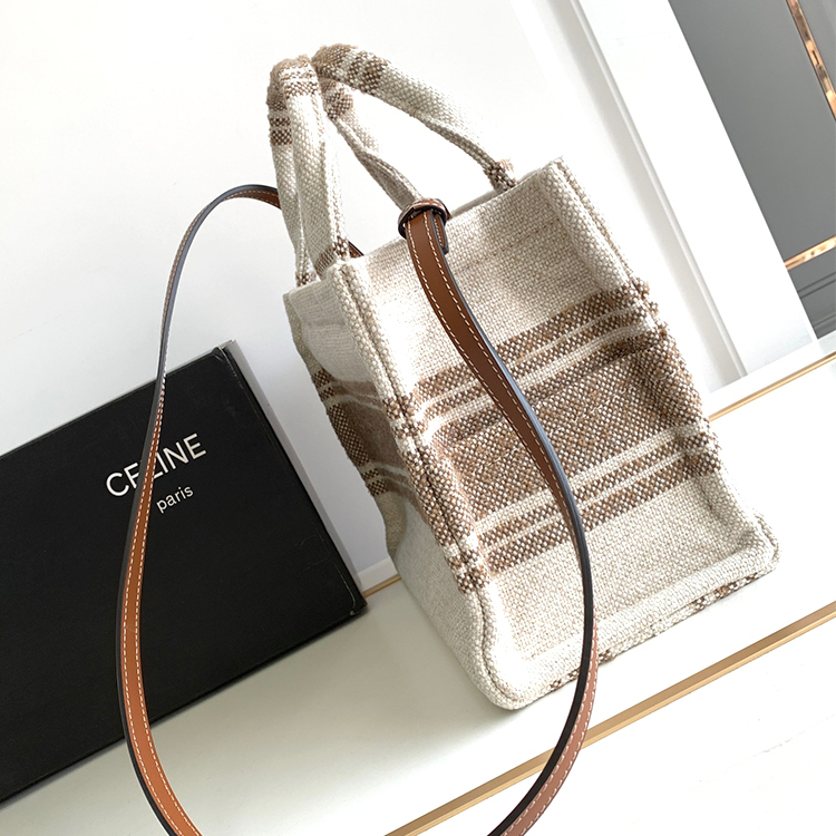 CELINE CABAS THAIS Small Handbag