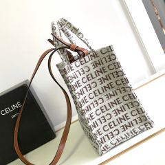 CELINE CABAS THAIS Small Handbag
