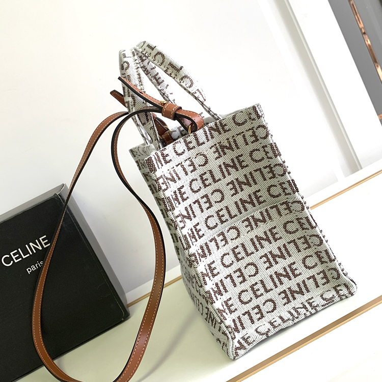 CELINE CABAS THAIS Small Handbag