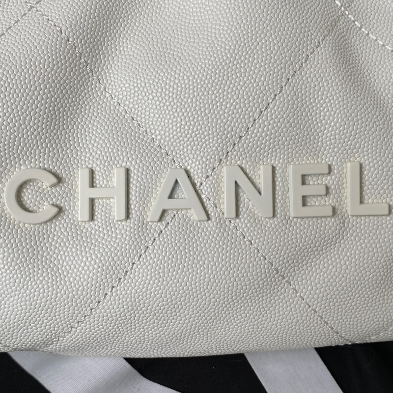 CHANEL 22 Mini Handbag