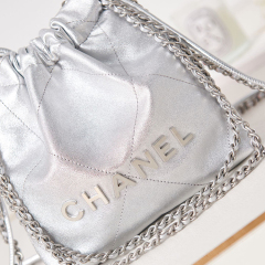 CHANEL 22 Mini Handbag