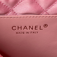 CHANEL 22 Mini Handbag
